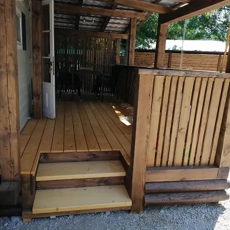 Samson Mobile House *